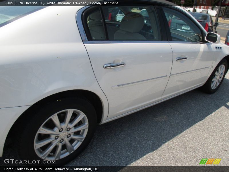 White Diamond Tri-coat / Cocoa/Cashmere 2009 Buick Lucerne CX