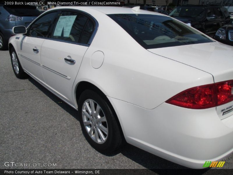 White Diamond Tri-coat / Cocoa/Cashmere 2009 Buick Lucerne CX