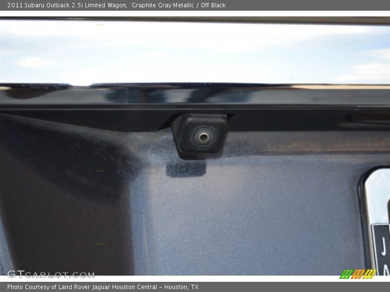Graphite Gray Metallic / Off Black 2011 Subaru Outback 2.5i Limited Wagon