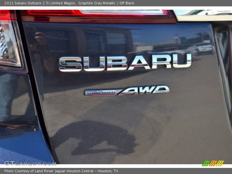 Graphite Gray Metallic / Off Black 2011 Subaru Outback 2.5i Limited Wagon