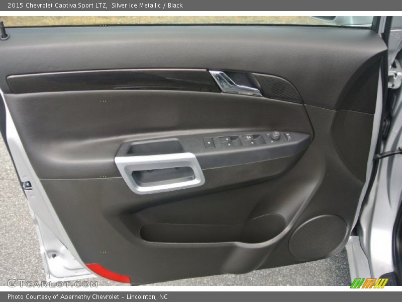 Silver Ice Metallic / Black 2015 Chevrolet Captiva Sport LTZ