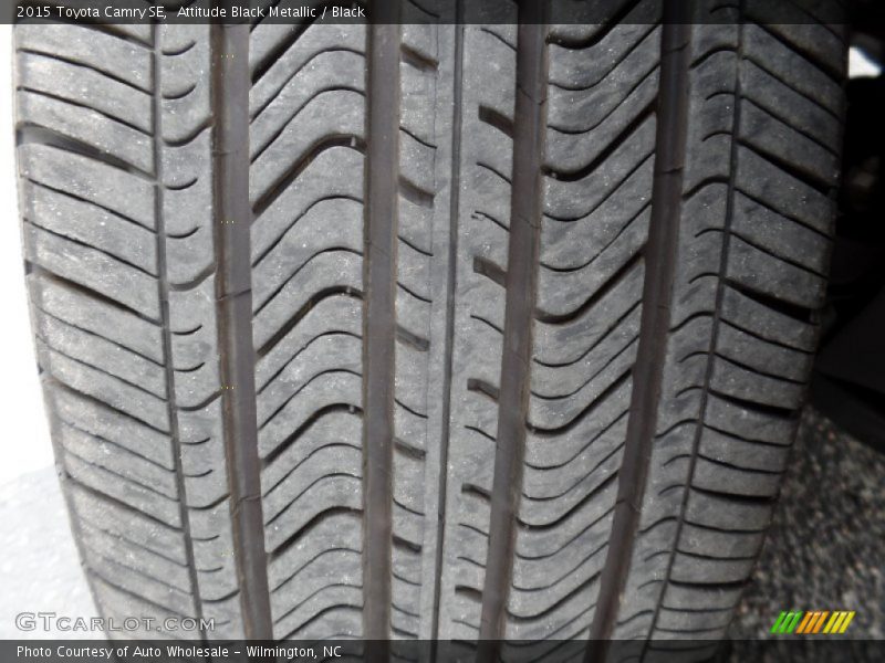 Attitude Black Metallic / Black 2015 Toyota Camry SE