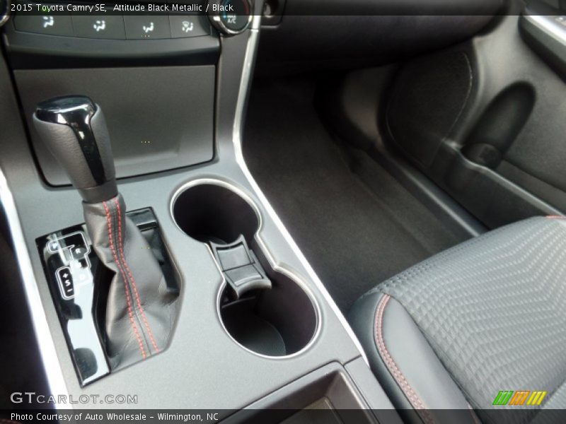 Attitude Black Metallic / Black 2015 Toyota Camry SE