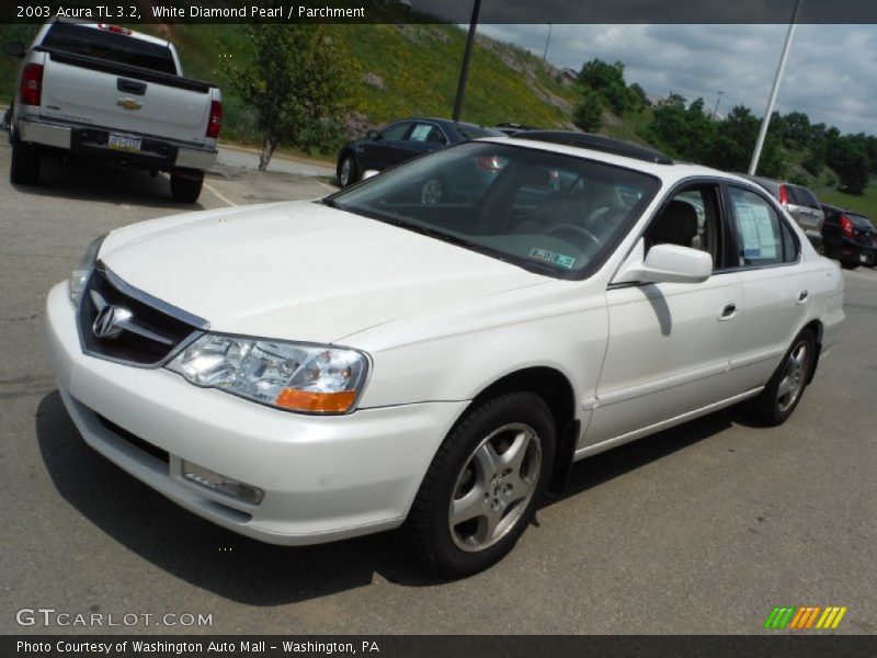 Front 3/4 View of 2003 TL 3.2