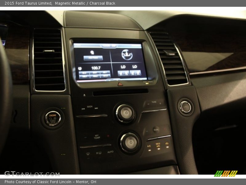 Magnetic Metallic / Charcoal Black 2015 Ford Taurus Limited