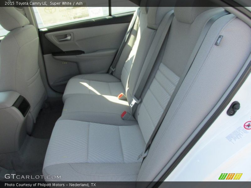 Super White / Ash 2015 Toyota Camry LE