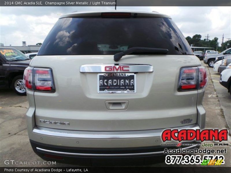 Champagne Silver Metallic / Light Titanium 2014 GMC Acadia SLE