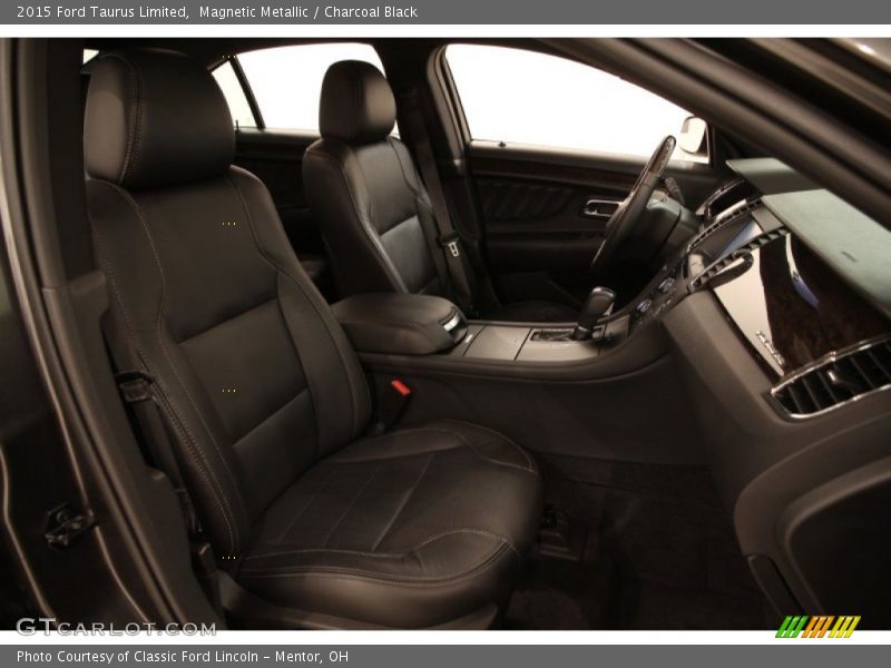 Magnetic Metallic / Charcoal Black 2015 Ford Taurus Limited