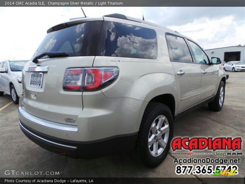 Champagne Silver Metallic / Light Titanium 2014 GMC Acadia SLE