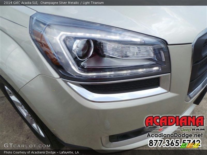Champagne Silver Metallic / Light Titanium 2014 GMC Acadia SLE