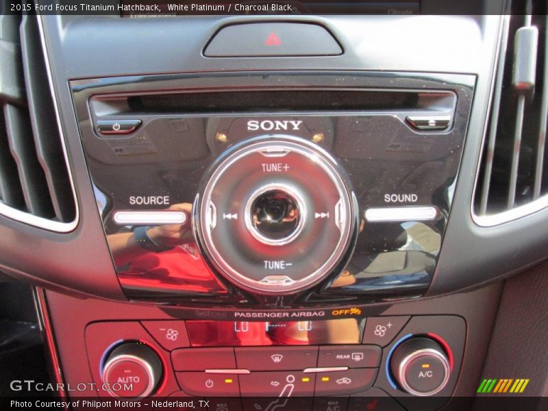 White Platinum / Charcoal Black 2015 Ford Focus Titanium Hatchback