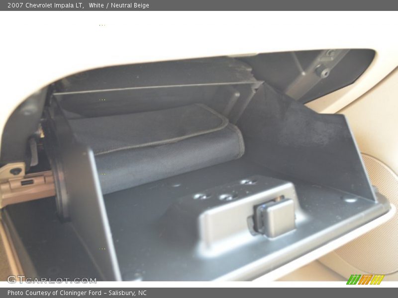 White / Neutral Beige 2007 Chevrolet Impala LT