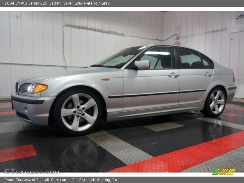 Silver Grey Metallic / Grey 2004 BMW 3 Series 325i Sedan