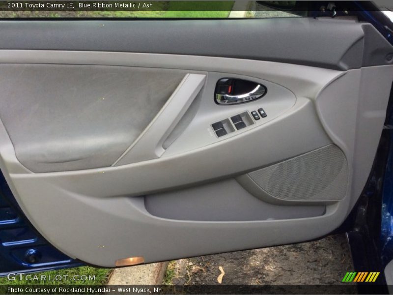 Blue Ribbon Metallic / Ash 2011 Toyota Camry LE