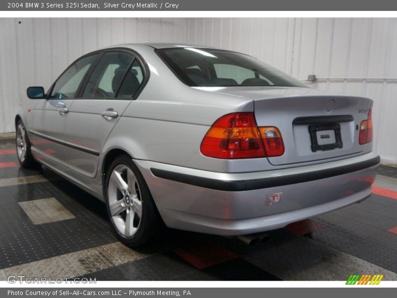 Silver Grey Metallic / Grey 2004 BMW 3 Series 325i Sedan