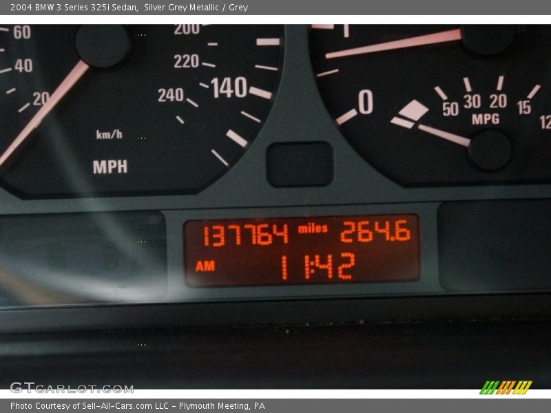 Silver Grey Metallic / Grey 2004 BMW 3 Series 325i Sedan