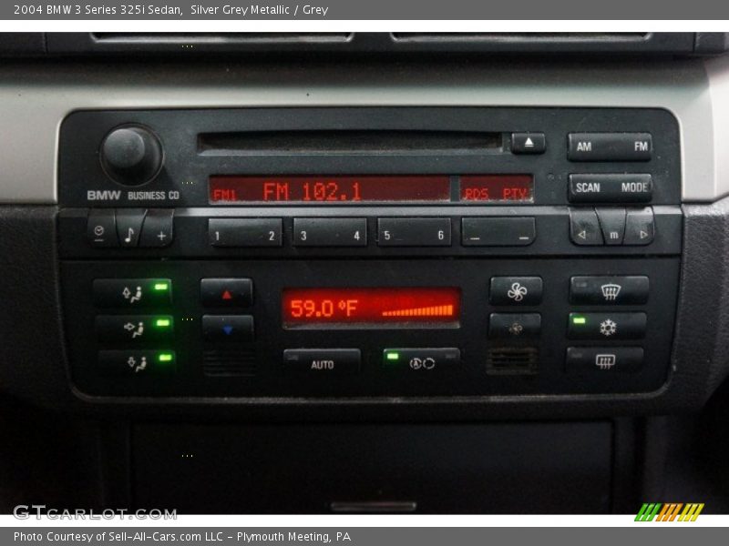 Silver Grey Metallic / Grey 2004 BMW 3 Series 325i Sedan