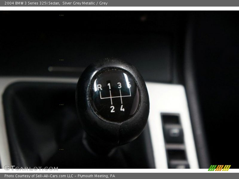 Silver Grey Metallic / Grey 2004 BMW 3 Series 325i Sedan