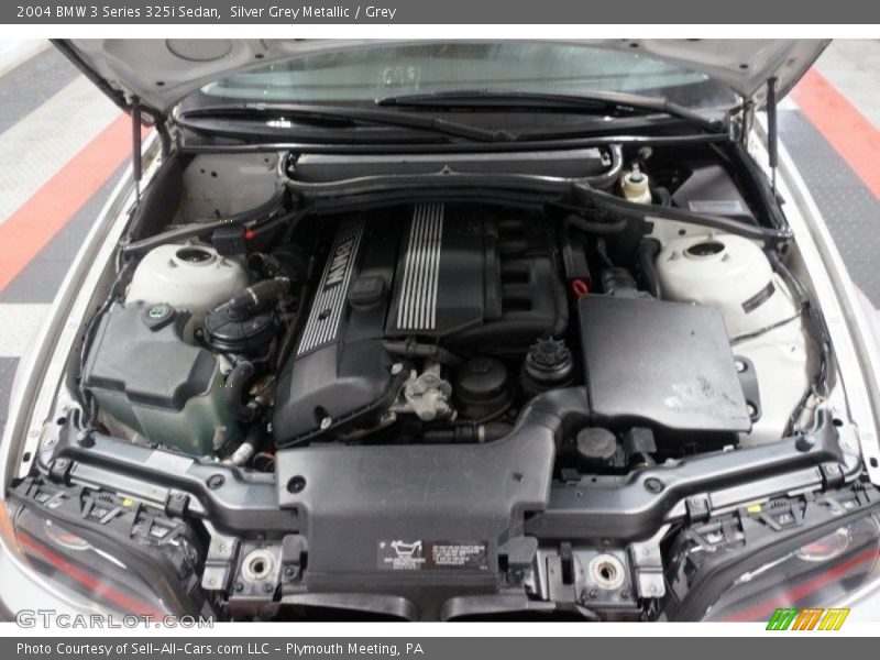 Silver Grey Metallic / Grey 2004 BMW 3 Series 325i Sedan