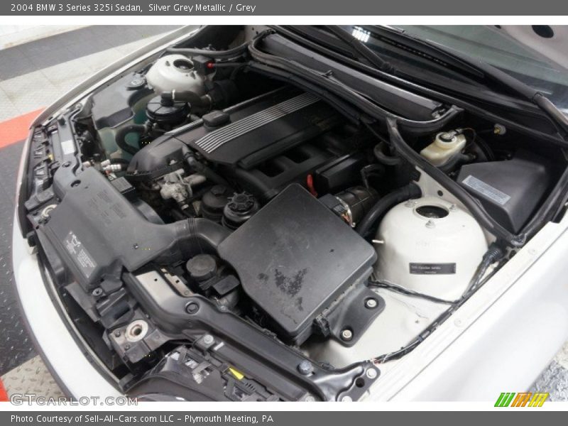 Silver Grey Metallic / Grey 2004 BMW 3 Series 325i Sedan