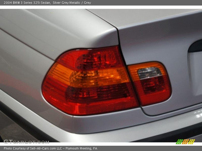 Silver Grey Metallic / Grey 2004 BMW 3 Series 325i Sedan