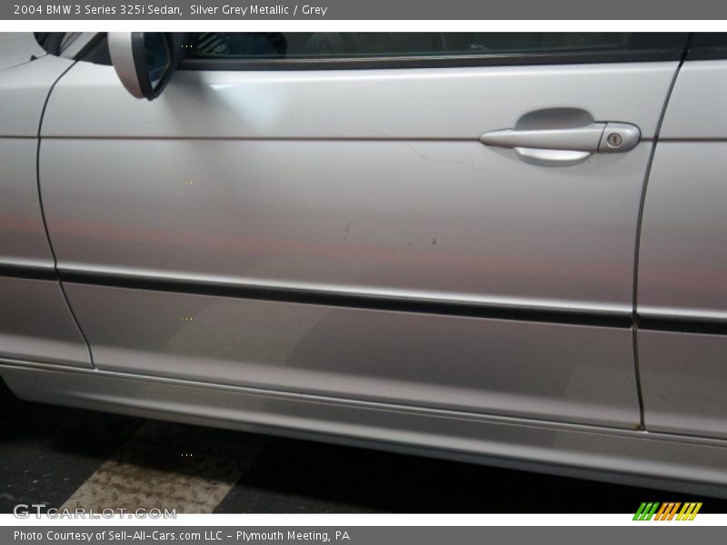 Silver Grey Metallic / Grey 2004 BMW 3 Series 325i Sedan