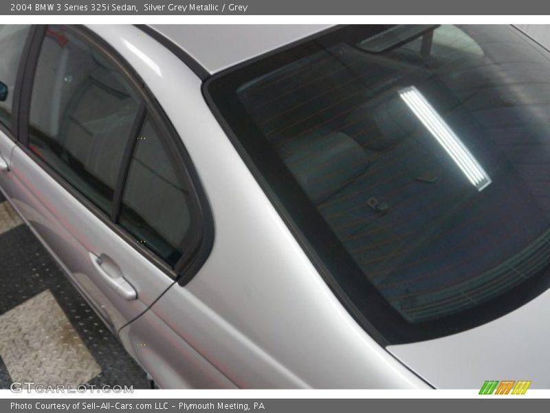 Silver Grey Metallic / Grey 2004 BMW 3 Series 325i Sedan