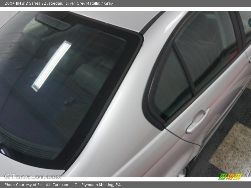 Silver Grey Metallic / Grey 2004 BMW 3 Series 325i Sedan