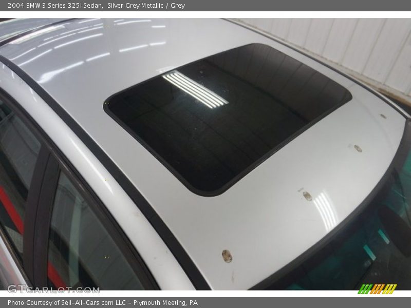 Silver Grey Metallic / Grey 2004 BMW 3 Series 325i Sedan