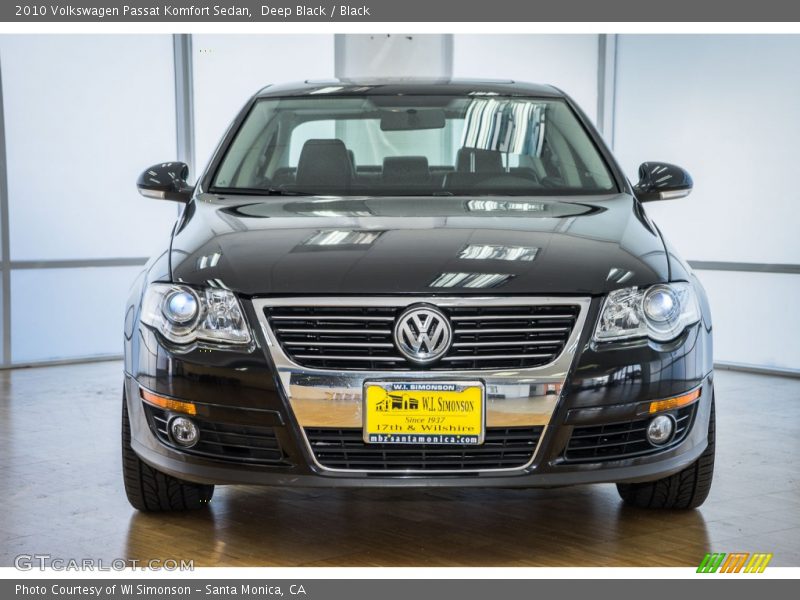 Deep Black / Black 2010 Volkswagen Passat Komfort Sedan