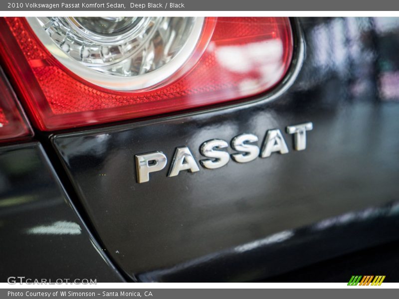Deep Black / Black 2010 Volkswagen Passat Komfort Sedan