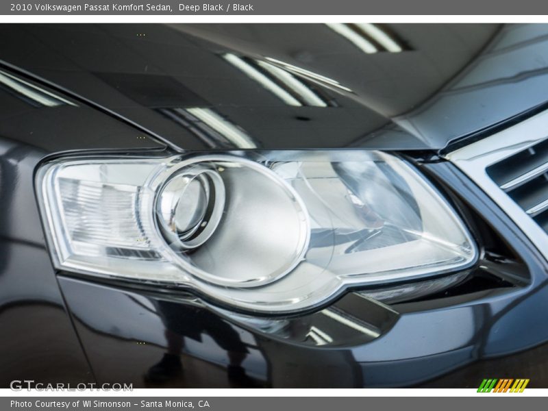Deep Black / Black 2010 Volkswagen Passat Komfort Sedan