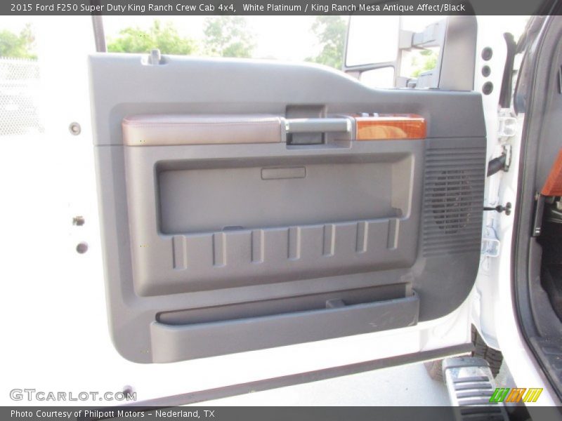White Platinum / King Ranch Mesa Antique Affect/Black 2015 Ford F250 Super Duty King Ranch Crew Cab 4x4