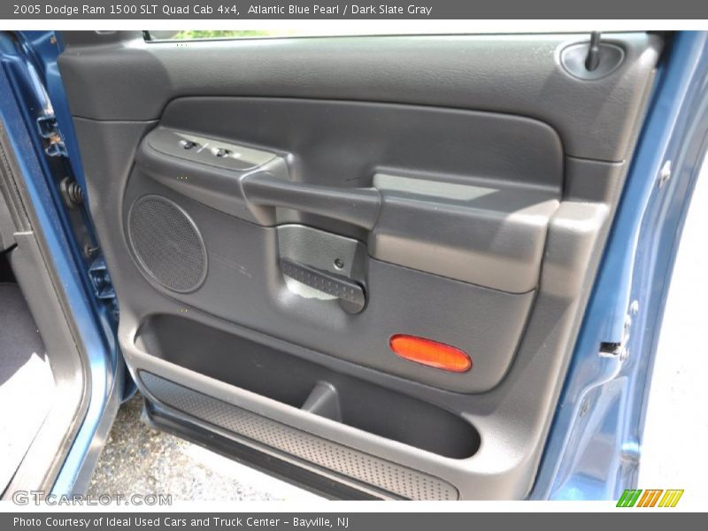 Atlantic Blue Pearl / Dark Slate Gray 2005 Dodge Ram 1500 SLT Quad Cab 4x4