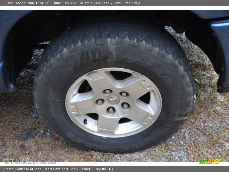 Atlantic Blue Pearl / Dark Slate Gray 2005 Dodge Ram 1500 SLT Quad Cab 4x4