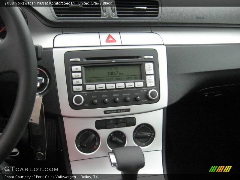 United Gray / Black 2008 Volkswagen Passat Komfort Sedan