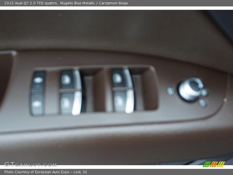 Mugello Blue Metallic / Cardamom Beige 2013 Audi Q7 3.0 TFSI quattro