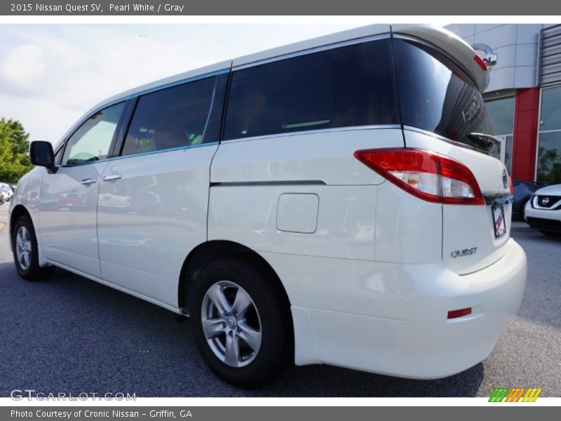 Pearl White / Gray 2015 Nissan Quest SV