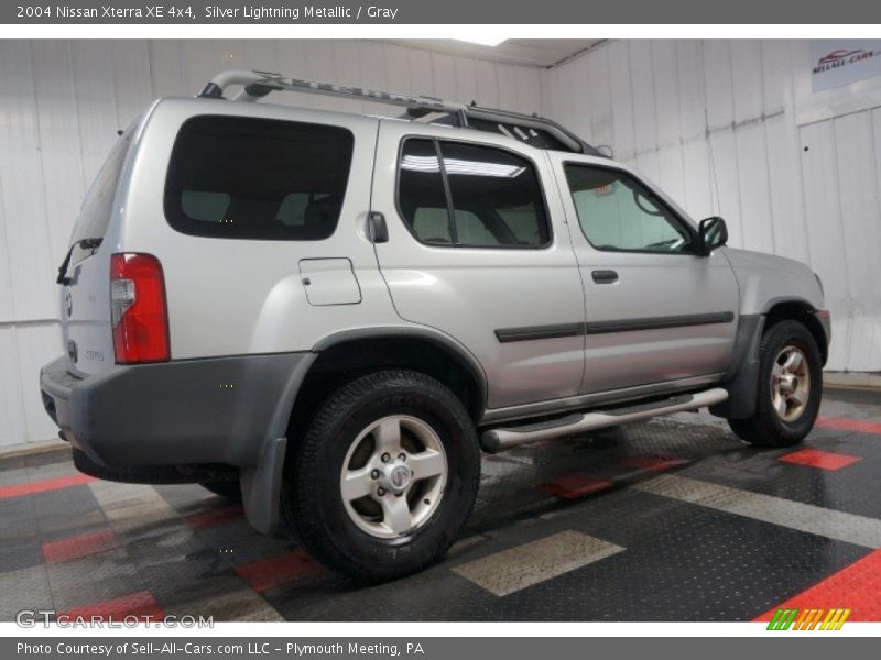 Silver Lightning Metallic / Gray 2004 Nissan Xterra XE 4x4