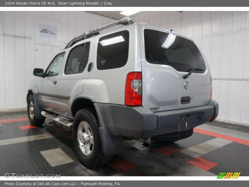 Silver Lightning Metallic / Gray 2004 Nissan Xterra XE 4x4