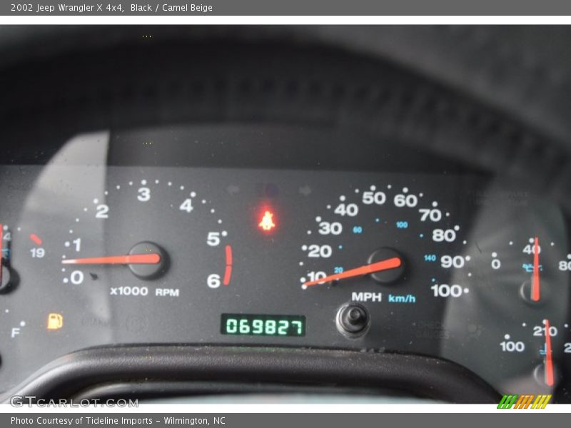 Black / Camel Beige 2002 Jeep Wrangler X 4x4