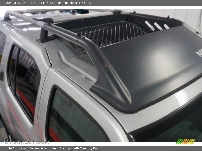 Silver Lightning Metallic / Gray 2004 Nissan Xterra XE 4x4
