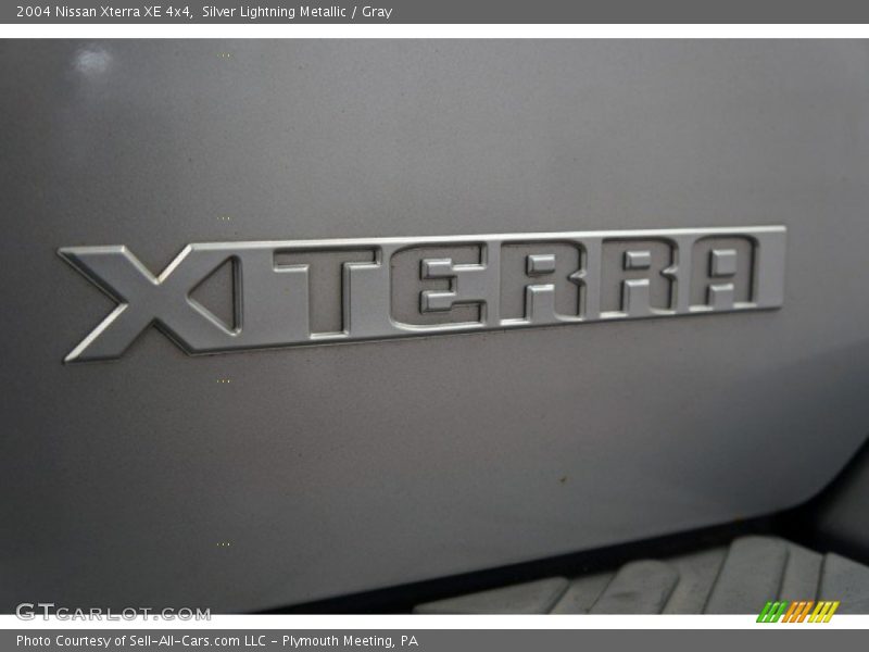 Silver Lightning Metallic / Gray 2004 Nissan Xterra XE 4x4