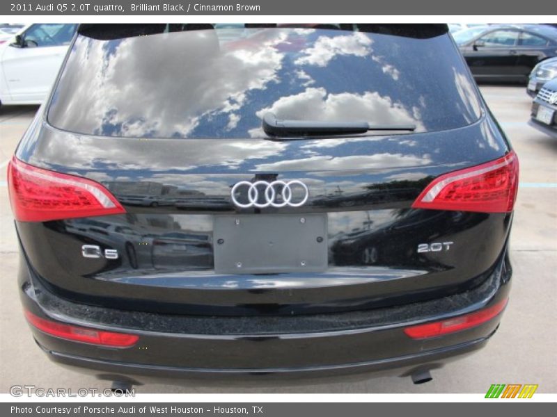 Brilliant Black / Cinnamon Brown 2011 Audi Q5 2.0T quattro