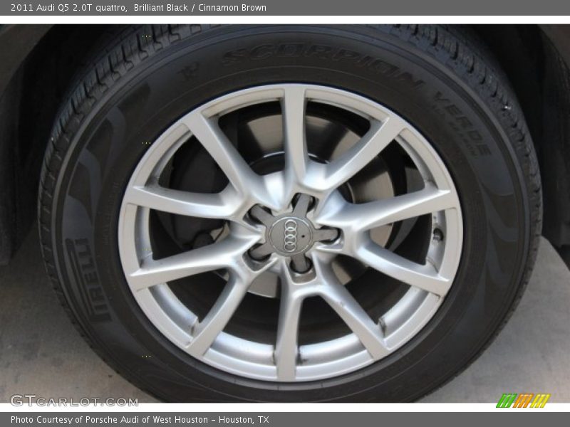 Brilliant Black / Cinnamon Brown 2011 Audi Q5 2.0T quattro