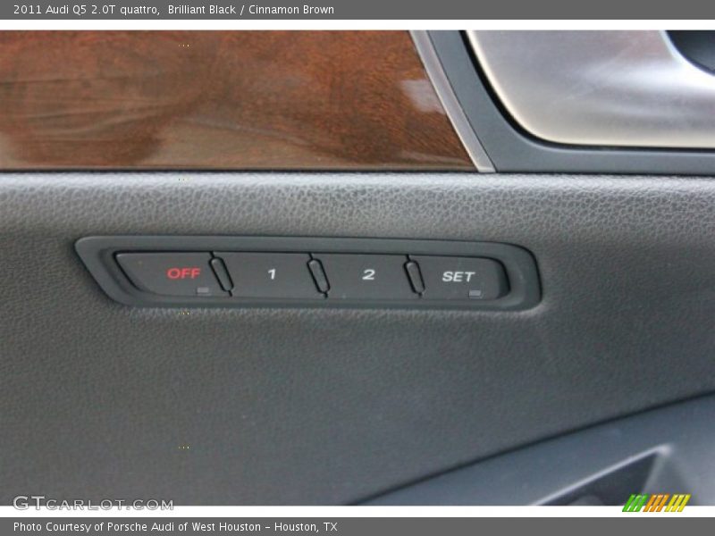 Brilliant Black / Cinnamon Brown 2011 Audi Q5 2.0T quattro