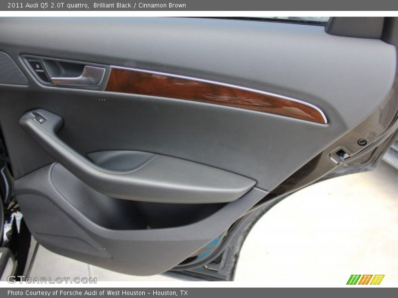 Brilliant Black / Cinnamon Brown 2011 Audi Q5 2.0T quattro