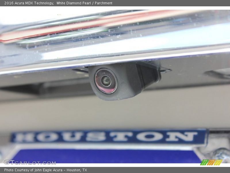 White Diamond Pearl / Parchment 2016 Acura MDX Technology