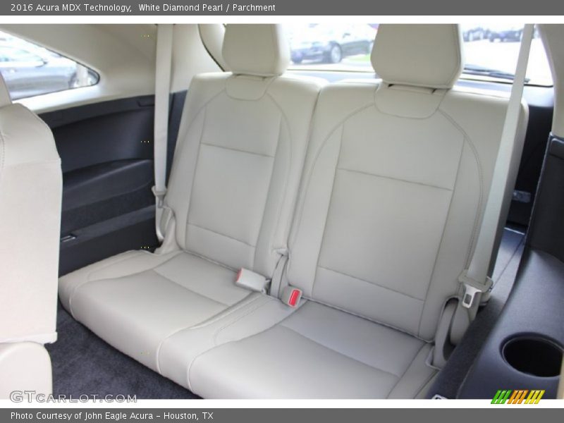 White Diamond Pearl / Parchment 2016 Acura MDX Technology