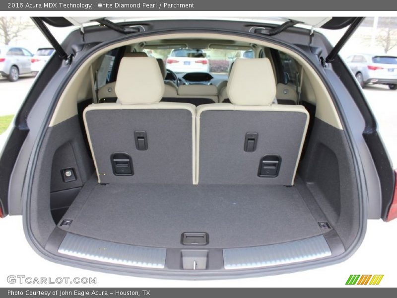White Diamond Pearl / Parchment 2016 Acura MDX Technology